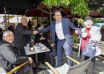 Στην Καλαμπάκα ο Κώστας Σκρέκας δίπλα στους πολίτες με πράξεις και έργα