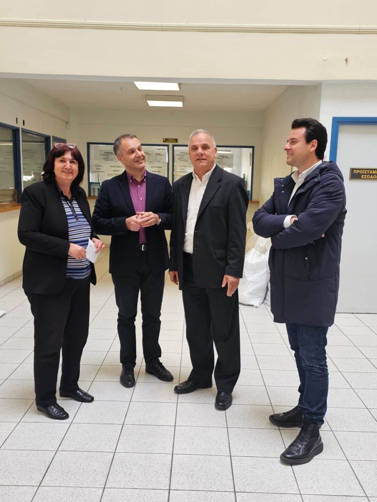 Επίσκεψη Βλαχογιάννη στη ΔΥΟ Τρικάλων