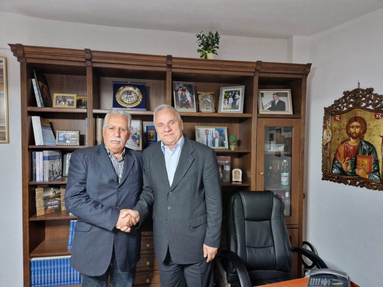 Ο επικεφαλής του κινήματος «Θεσσαλία- Πράσινη Περιφέρεια» Θανάσης ΑΚΡΙΒΟΣ, στηρίζει Νέα Δημοκρατία και Ηλία Βλαχογιάννη