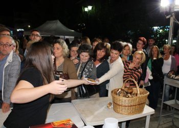 Εθελοντές για τη γιορτή τρούφας