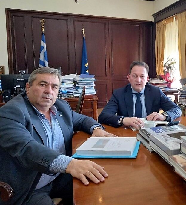 Οι πολιτικές φιλίες του Κώστα Μαράβα και τα φάλτσα της αντιπολίτευσης