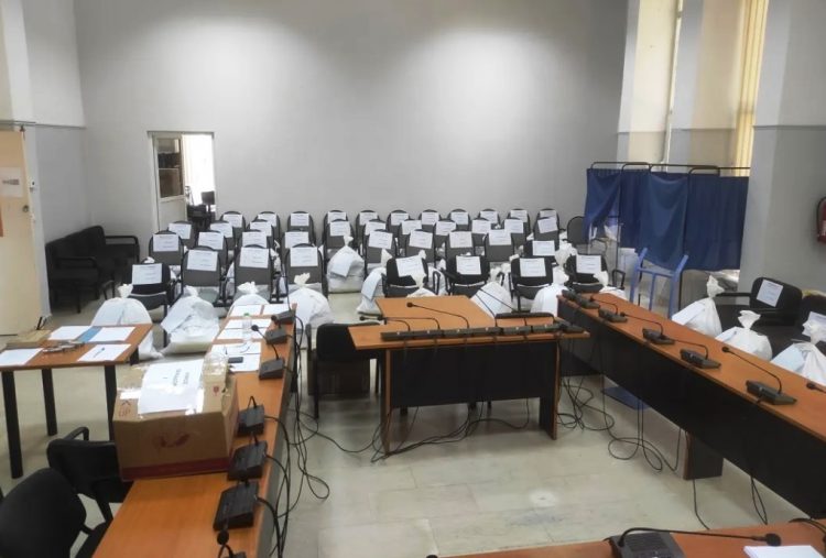 Έτοιμος ο Δήμος Φαρκαδόνας για την παράδοση του εκλογικού υλικού