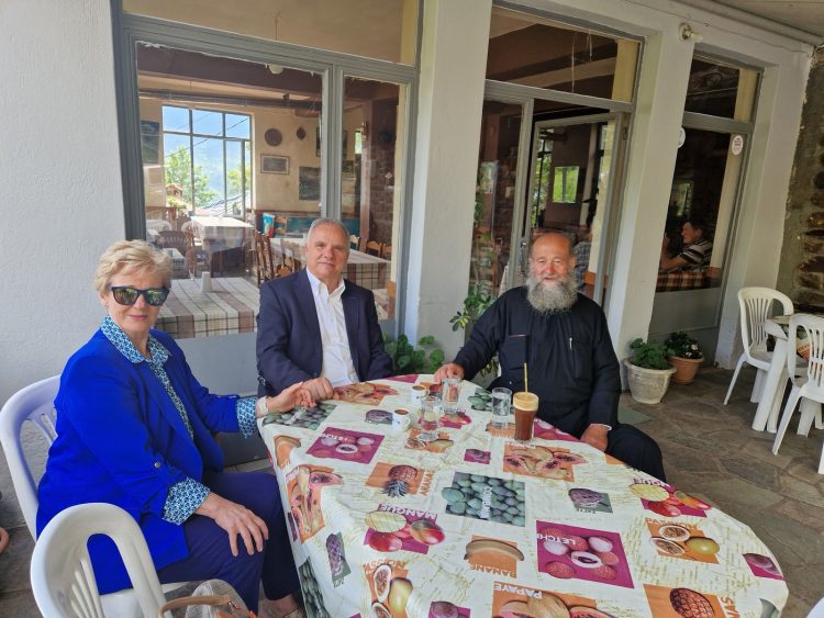 Σε Καλογριανή, Αμπέλια,Βυτουμά, Αγ.Παρασκευή,Σαρακίνα, Περιστέρα, ο Βλαχογιάννης