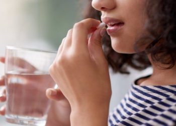 Δυνατό καλοκαίρι: Αυτές είναι οι βιταμίνες που χρειαζόμαστε τους καλοκαιρινούς μήνες