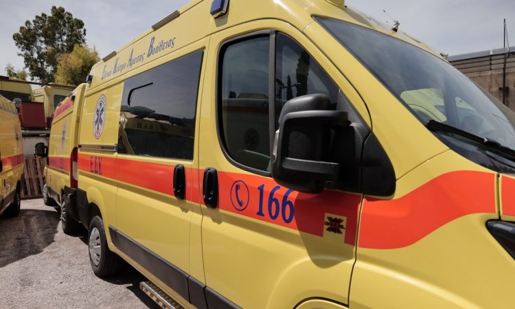 Νέα Μάκρη: Η συνομιλία των συγγενών της 19χρονης με το ΕΚΑΒ – «Κάντε γρήγορα, γεννάει!»