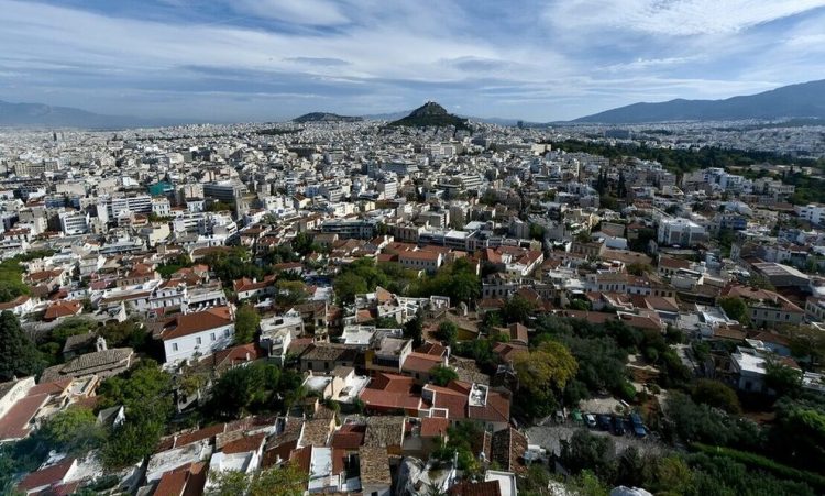 Δάνεια: Νέες αυξήσεις στα επιτόκια – Πώς θα προστατευθούν οι δανειολήπτες