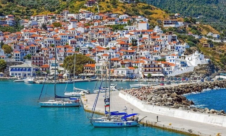 Κοινωνικός Τουρισμός: Μέχρι την Δευτέρα οι αιτήσεις – Βήμα βήμα η διαδικασία