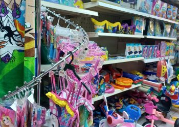 Junior Toys για ατελείωτες ώρες χαράς και παιχνιδιού και στην παραλία