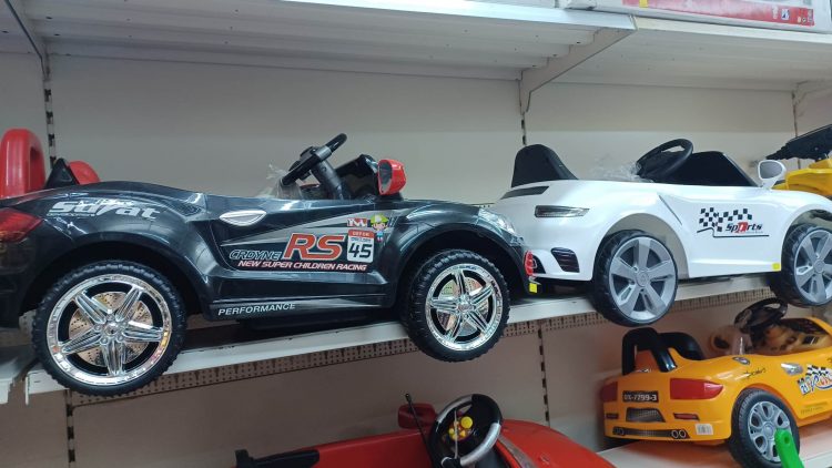 Καλοκαίρι στα Junior Toys με μια τεράστια συλλογή παιχνιδιών εξωτερικού χώρου