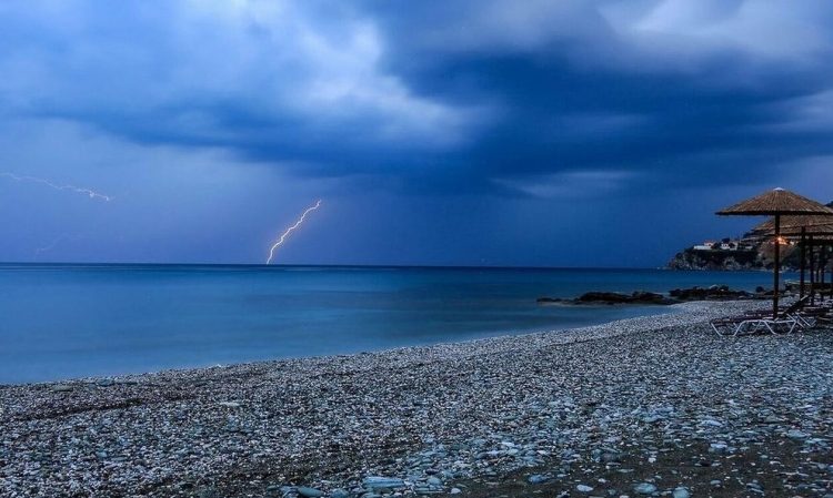Καιρός: Συνεχίζεται η κακοκαιρία – Σε ισχύ το έκτακτο δελτίο της ΕΜΥ – Πού θα εκδηλωθούν φαινόμενα