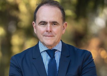 Γιώργος Οικονόμου: Το ΠΑΣΟΚ είναι με τους πολλούς