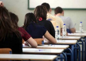 Ομαλά και χωρίς προβλήματα η διεξαγωγή των πανελλαδικών