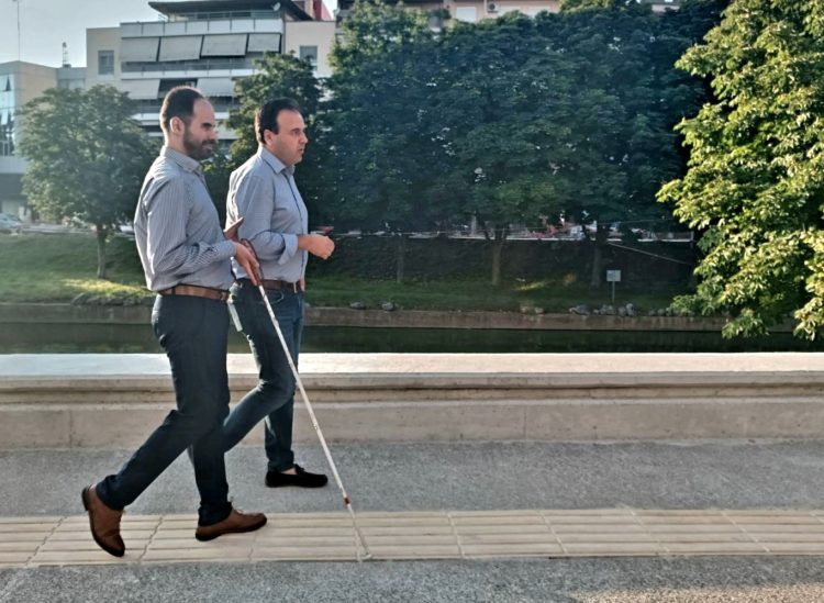 Ο Δήμος Τρικκαίων εκπαιδεύεται να εξυπηρετεί πολίτες με αναπηρία