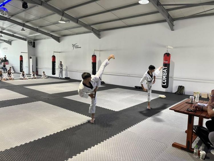 Με απόλυτη επιτυχία οι Εξετάσεις Μαύρων Ζωνών του ΣΟΑΤ