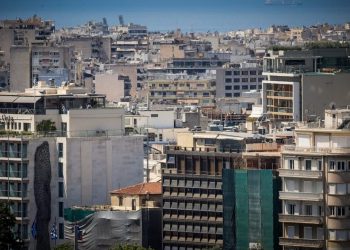 Πρόγραμμα «Κάλυψη»: Πώς προχωρά η δωρεάν στέγαση για ευάλωτους νέους