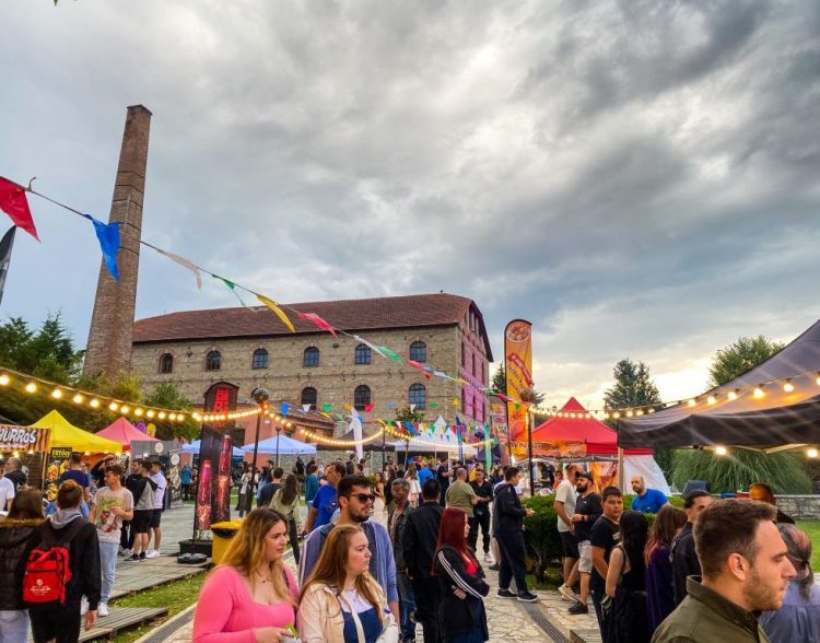 “Παρέλαση” γεύσεων στο Trikala Street Food Festival 2023