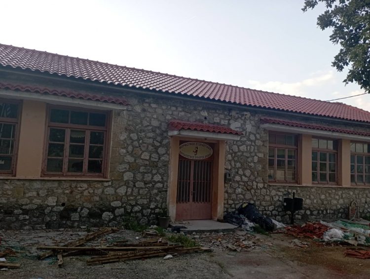 Αντικατάσταση της Στέγης και εργασίες ανακαίνισης του σχολείου Διάβας από το Δήμο Μετεώρων