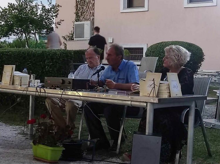 Όμορφη η παρουσίαση της ποιητικής συλλογής «Δασκάλου Πένα» του Γιώργου Βαίου