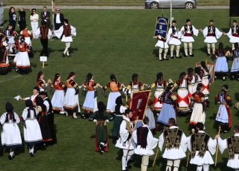 Στο Προάστιο το 8ο Εθνολογικό Συνέδριο  – Καραγκούνικο Αντάμωμα