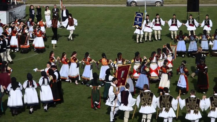 Στο Προάστιο το 8ο Εθνολογικό Συνέδριο – Καραγκούνικο Αντάμωμα