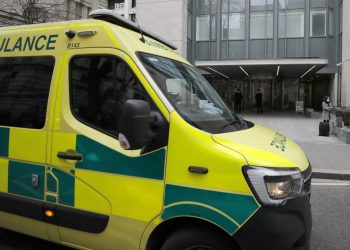 Λονδίνο: Αυτοκίνητο έπεσε σε δημοτικό σχολείο – Αναφορές για πολλούς τραυματίες
