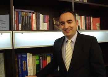 Αχιλλέας Οικονόμου, Πρόεδρος Επαγγελματιών Ψυχιάτρων Ελλάδας: Aπό τις εκατό γυναίκες  στην Ελλάδα, οι επτά έχουν κακοποιηθεί σεξουαλικά στην παιδική τους ηλικία (audio)