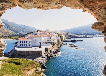 Η Άνδρος στα 10 καλύτερα «μυστικά» νησιά της Μεσογείου