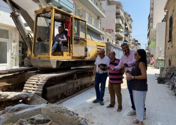 Ξεκίνησε και η ανάπλαση της οδού Γαριβάλδη – Αυτοψία Ν. Σακκά