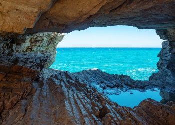 Αυτά τα τέσσερα νησιά των Μικρών Κυκλάδων είναι ιδανικά για island hopping