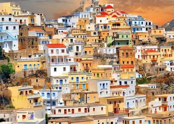 Όλυμπος: Σε αυτό το χωριό στην Κάρπαθο ο χρόνος μοιάζει να έχει σταματήσει