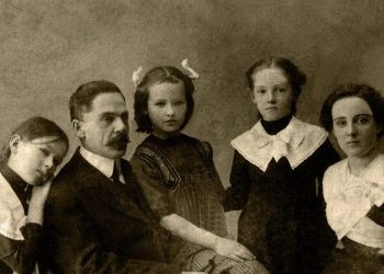 Γιατί παλιά κανείς δε χαμογελούσε στις φωτογραφίες;