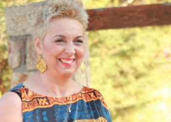 Δήλωση υποψηφιότητας της Νικολάου – Αναστογιάννη Χριστίνας και ανακοίνωση στήριξης στον Λευτέρη Αβραμόπουλο