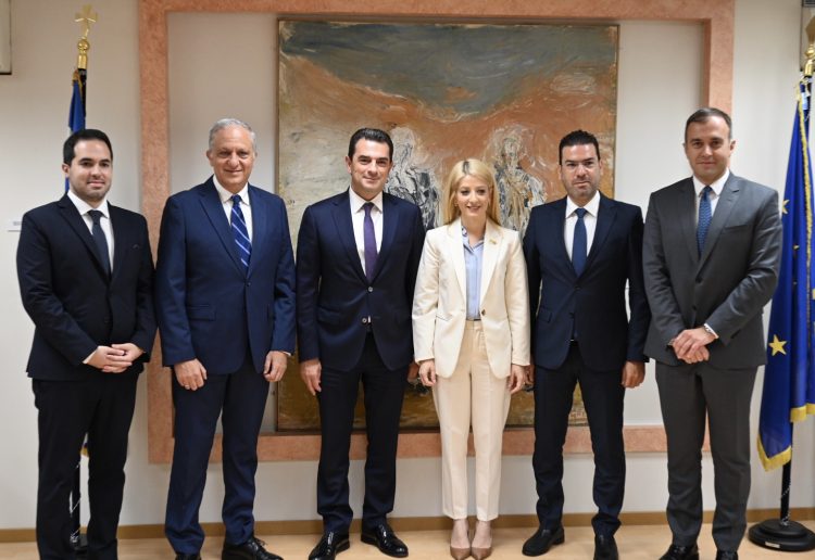 Κώστας Σκρέκας: «Στρατηγική προτεραιότητα η συνεργασία Ελλάδας – Κύπρου με αιχμή τις επενδύσεις»