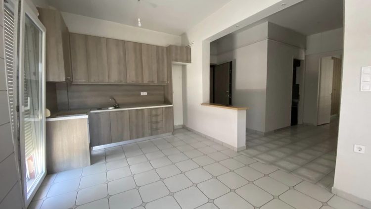 Ενοικιάζεται διαμέρισμα 76 τμ κοντά στο Μαιευτήριο