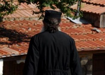Ιερέας και ο γιος του πιάστηκαν στα χέρια σε πανηγύρι στην Αυλώνα