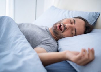 Μην αμελείτε τις άπνοιες στον ύπνο – Ποιον σοβαρό κίνδυνο κρύβουν