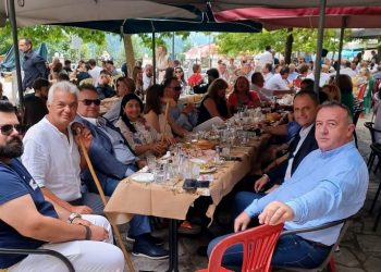 Σε Γαρδίκι και Παχτούρι ανήμερα της Παναγιάς, ο Θοδωρής Χήρας με συνεργάτες του