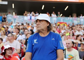 Μίλτος Τεντόγλου: Υπόκλιση από Πομάσκι – «Είναι εκτελεστής, να γίνει σπίτι του στίβου το ΟΑΚΑ»