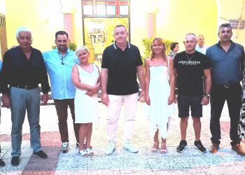 Στον Εσπερινό της Κοιμήσεως της Θεοτόκου στο Δροσερό, ο Θ. Χήρας με συνεργάτες του