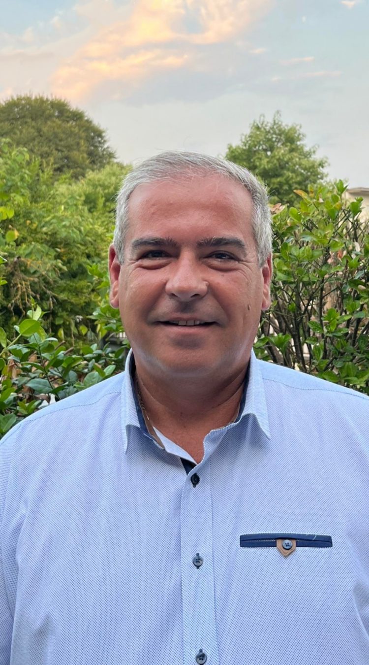 Ο Νικόλαος Μπουρλιός από Φήκη επιλέγει “Πορεία στο Μέλλον”