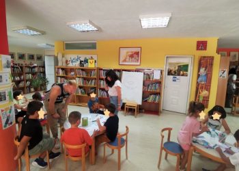 Η τέχνη του σκίτσου μεταλαμπαδεύτηκε σε εργαστήρια της Δημοτικής Βιβλιοθήκης Τρικάλων