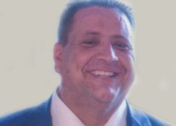 Το τελευταίο «αντίο» στον αστυνομικό Χρυσόστομο Κωνσταντάκο που «έσβησε» στα 45 του