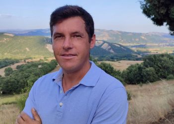 Δήλωση υποψηφιότητας του Αθανασίου Λιάκου  και ανακοίνωση στήριξης στον Λευτέρη Αβραμόπουλο