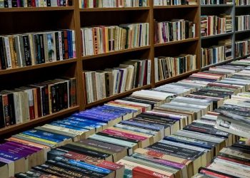 ΔΥΠΑ: Αναρτήθηκαν οι προσωρινοί πίνακες για τα voucher βιβλίων – Δείτε αν είστε δικαιούχος