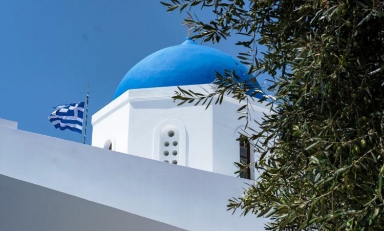 Δεκαπενταύγουστος… στα άκρα: 4 νησιά για να γιορτάσουμε το «Πάσχα του καλοκαιριού»