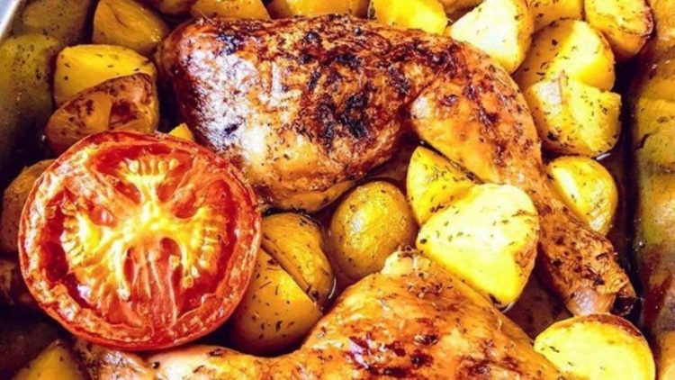 Τα 8 λάθη που κάνετε πριν βάλετε το κοτόπουλο στο φούρνο και βάζουν σε μεγάλο κίνδυνο την υγεία σας