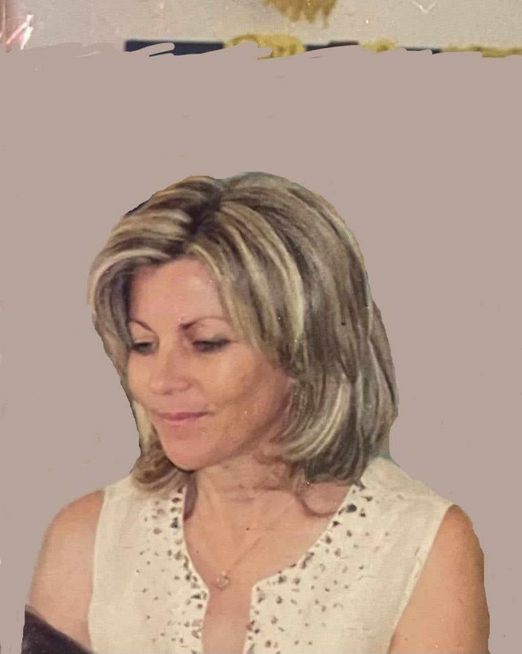 Απεβίωσε η Ευαγγελία Σουγλιερη