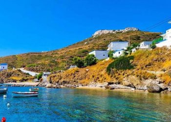 Θύμαινα: Tο ακριτικό διαμάντι του Αιγαίου