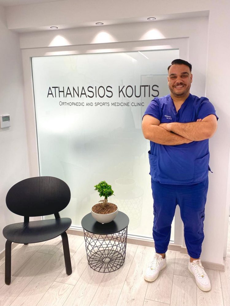 Έναρξη συνεργασίας του ΑΟΤ με τον Ιατρό-Ορθοπαιδικό Αθανάσιο Κουτή
