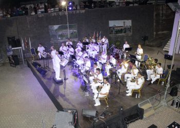 Η συναυλία της μπάντας του Πολεμικού Ναυτικού στην Πύλη